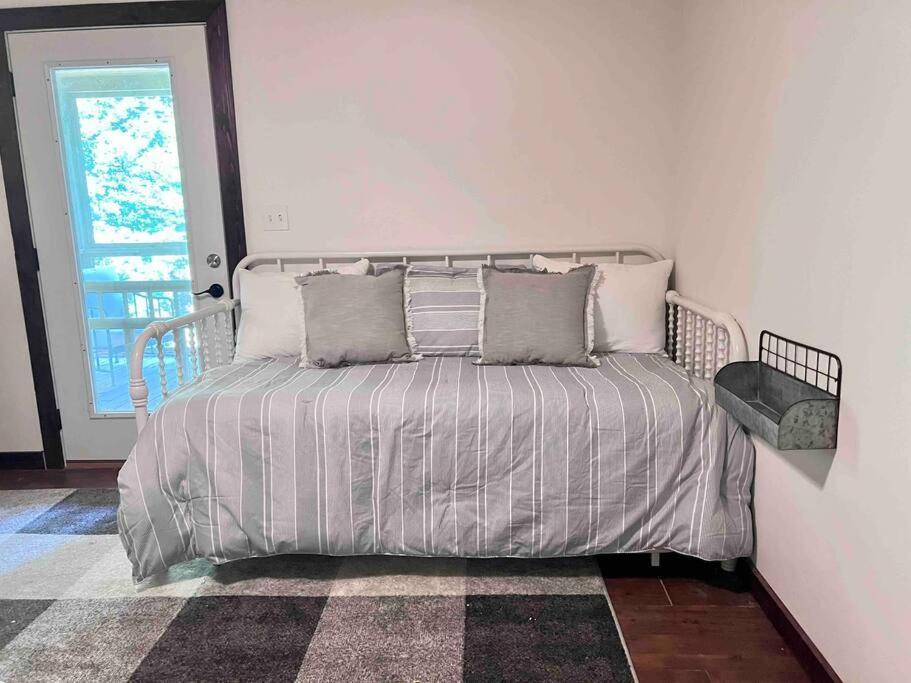 Close To Lake Blue Ridge, Hot Tub, Swing Beds Morganton Екстер'єр фото