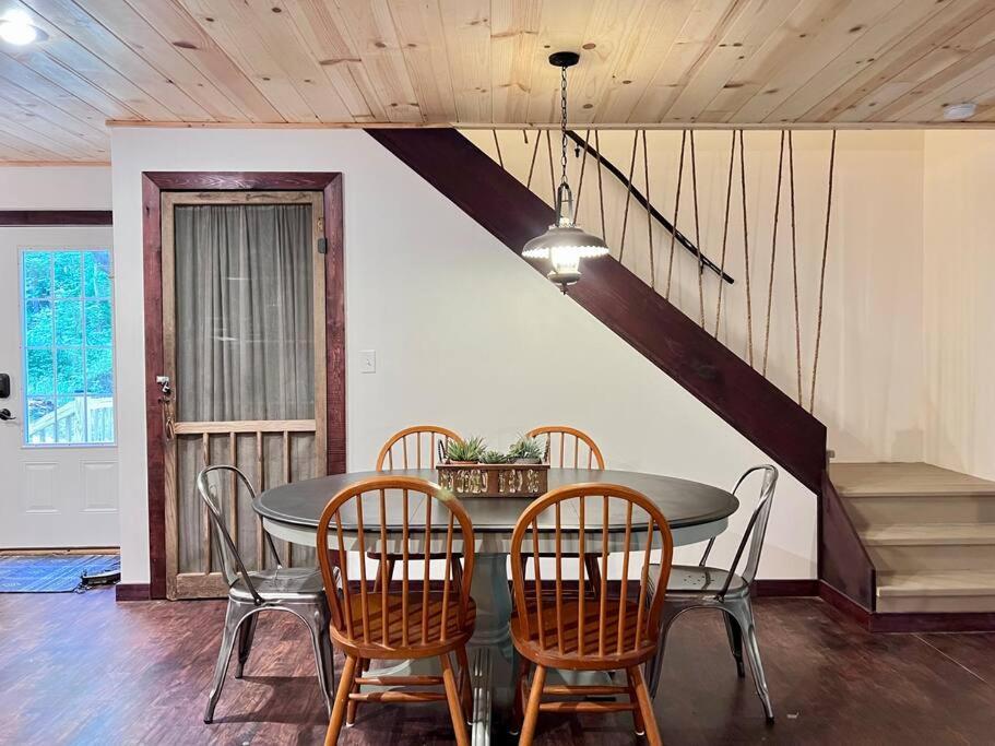 Close To Lake Blue Ridge, Hot Tub, Swing Beds Morganton Екстер'єр фото
