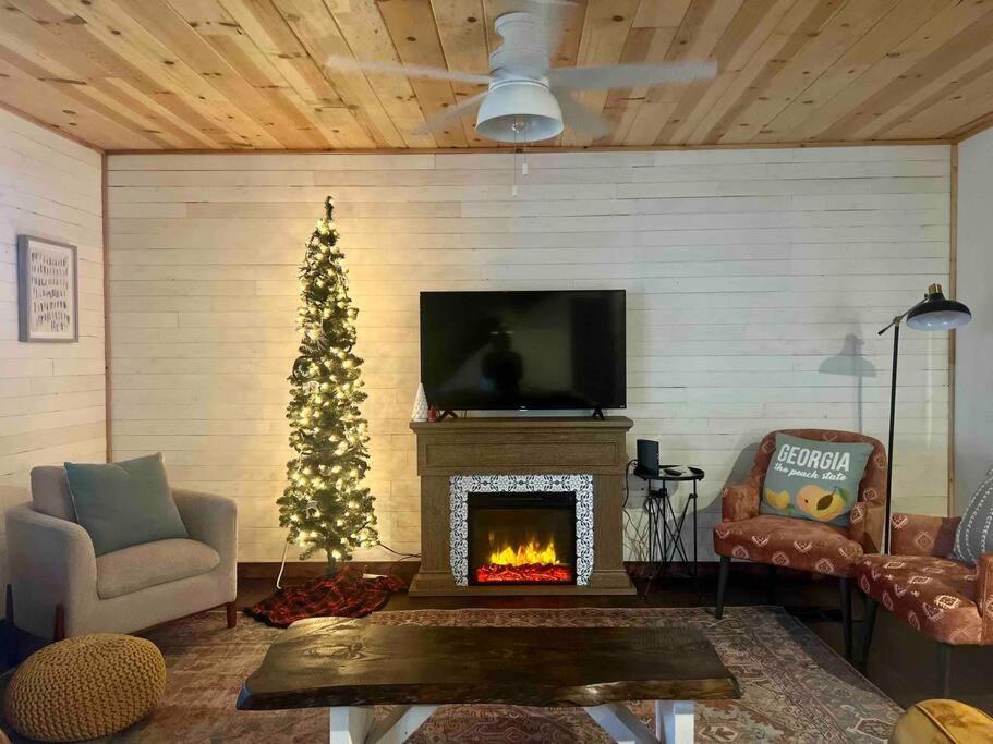 Close To Lake Blue Ridge, Hot Tub, Swing Beds Morganton Екстер'єр фото