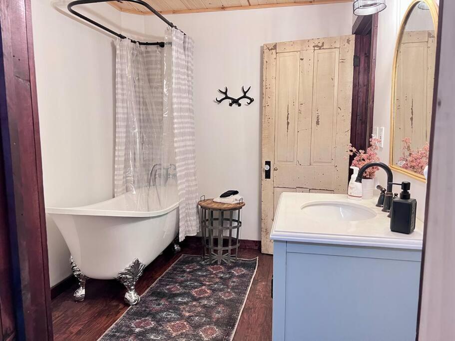 Close To Lake Blue Ridge, Hot Tub, Swing Beds Morganton Екстер'єр фото