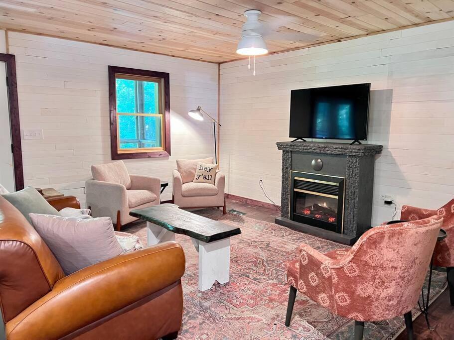 Close To Lake Blue Ridge, Hot Tub, Swing Beds Morganton Екстер'єр фото